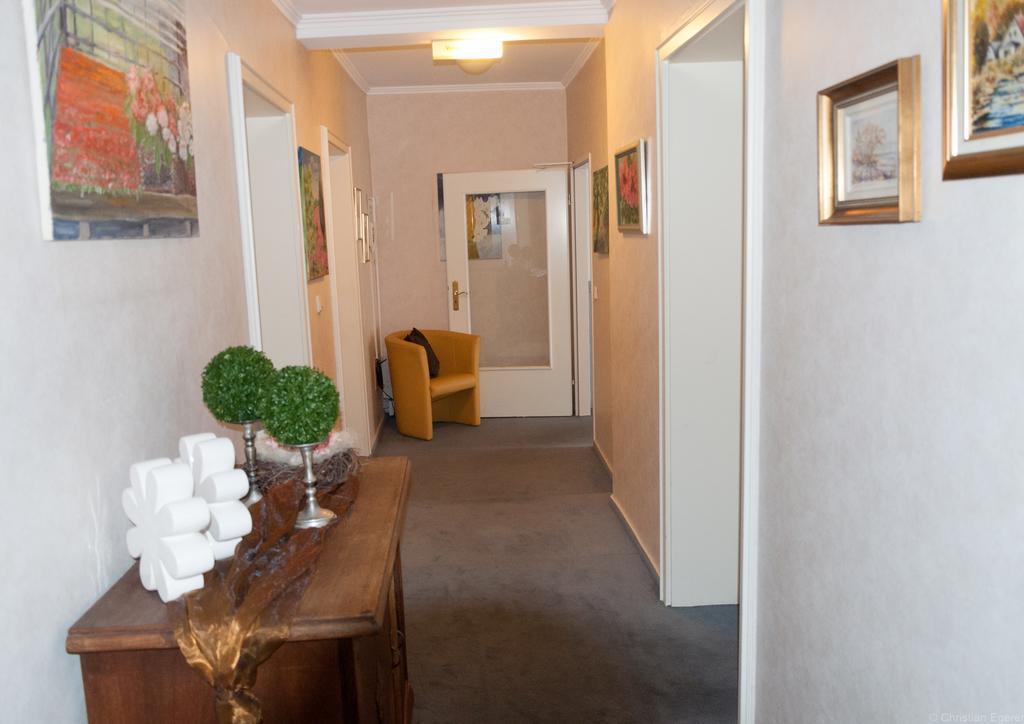 Garni Hotel Drei Lilien Wiesbaden Exterior photo
